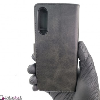 Dirbtinos odos dėklas su skyreliais - juodas (Sony Xperia 10 V)